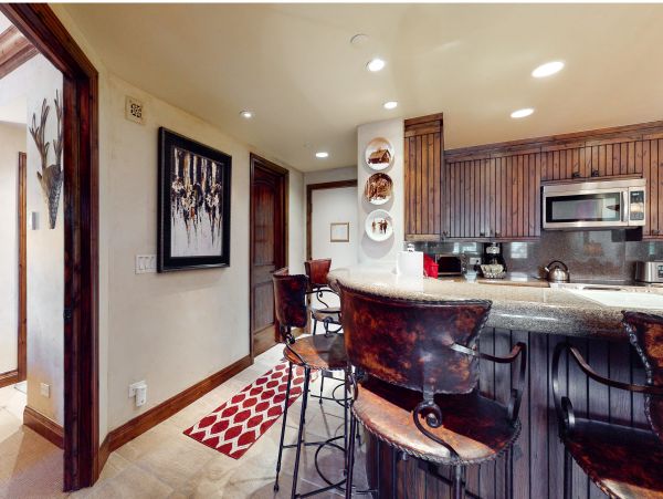 Beaver Creek Bachelor Gulch Condo 952699