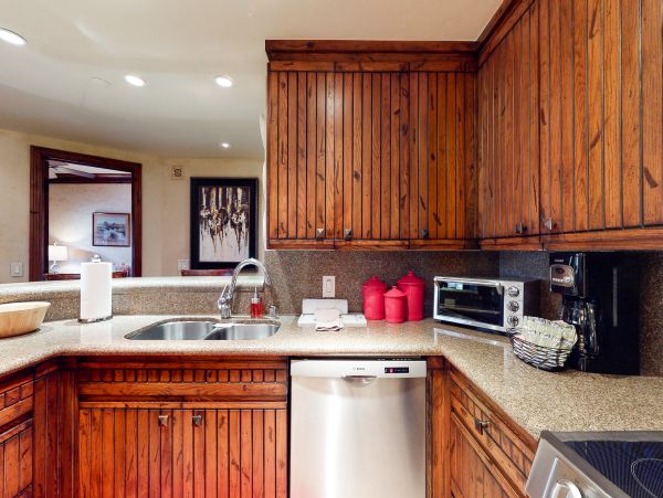 Beaver Creek Bachelor Gulch Condo 952699