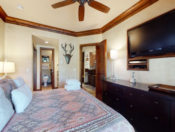 Beaver Creek Bachelor Gulch Condo 952699