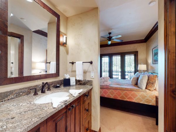 Beaver Creek Bachelor Gulch Condo 952699
