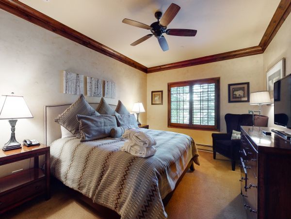 Beaver Creek Bachelor Gulch Condo 952699