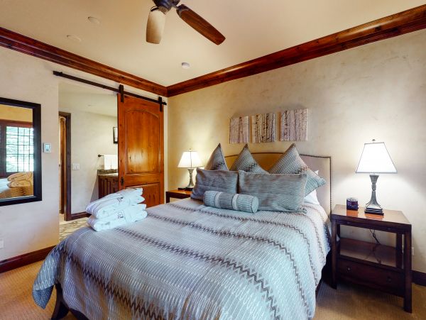 Beaver Creek Bachelor Gulch Condo 952699