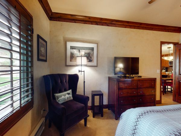 Beaver Creek Bachelor Gulch Condo 952699