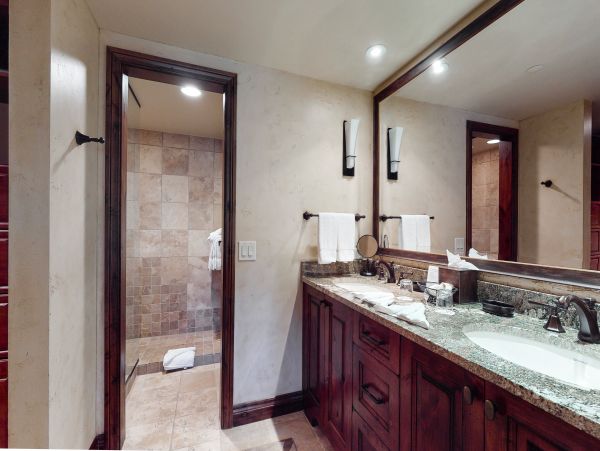 Beaver Creek Bachelor Gulch Condo 952699