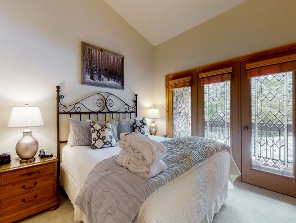 Beaver Creek Bachelor Gulch Condo 952706