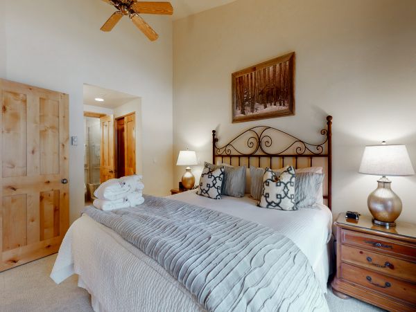 Beaver Creek Bachelor Gulch Condo 952706