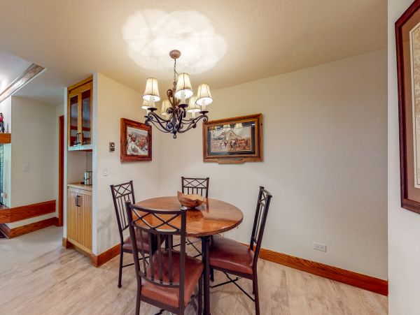 Beaver Creek Bachelor Gulch Condo 952719