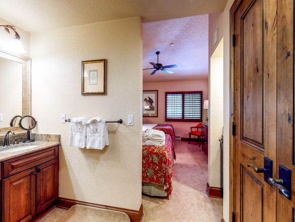 Beaver Creek Bachelor Gulch Condo 952721