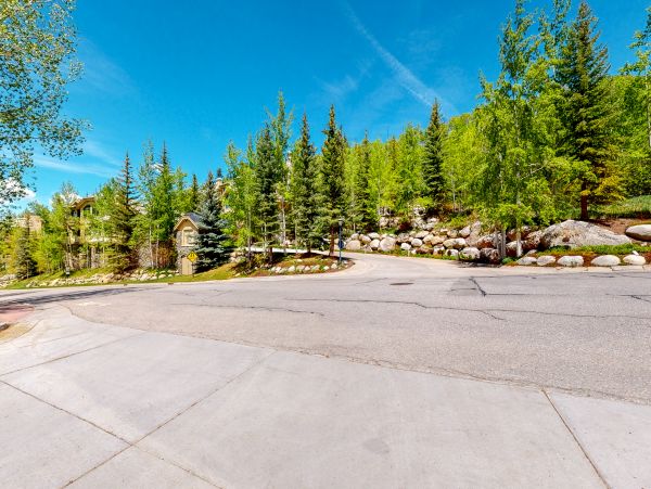 Beaver Creek Bachelor Gulch Condo 952724