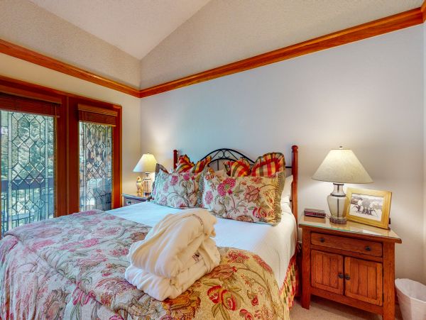 Beaver Creek Bachelor Gulch Condo 952732