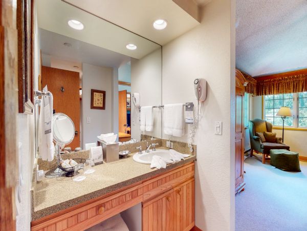 Beaver Creek Bachelor Gulch Condo 952732