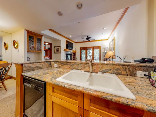 Beaver Creek Bachelor Gulch Condo 952734