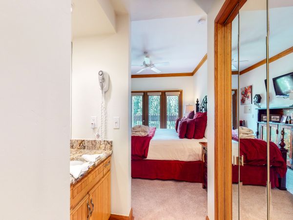 Beaver Creek Bachelor Gulch Condo 952748