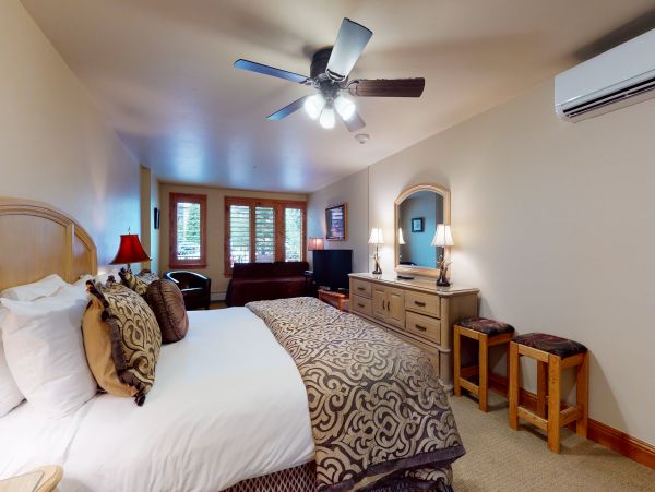 Vail Lionshead Condo 952749