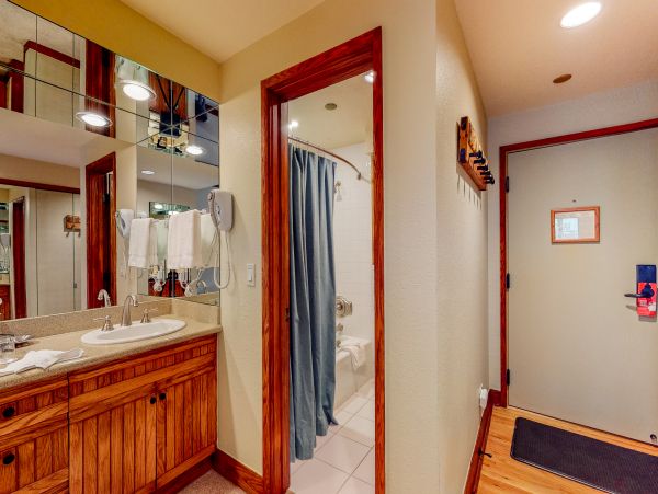 Beaver Creek Bachelor Gulch Condo 952752