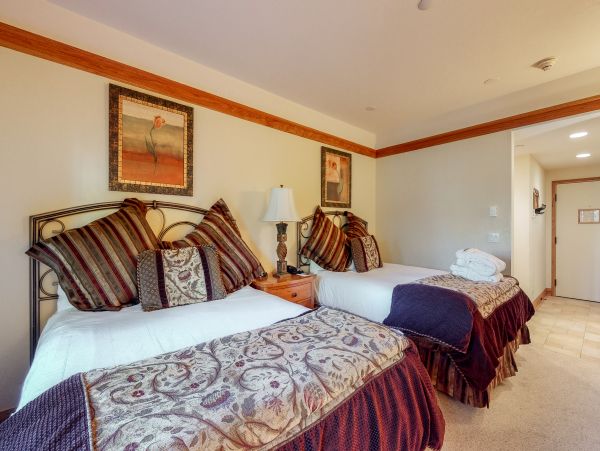 Beaver Creek Bachelor Gulch Condo 952753