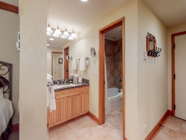 Beaver Creek Bachelor Gulch Condo 952753