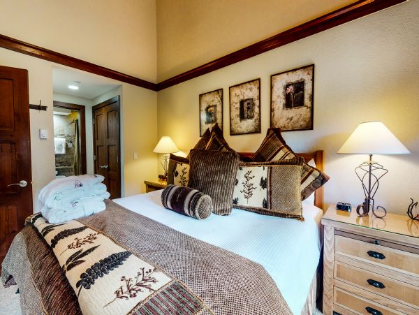 Beaver Creek Bachelor Gulch Condo 952762