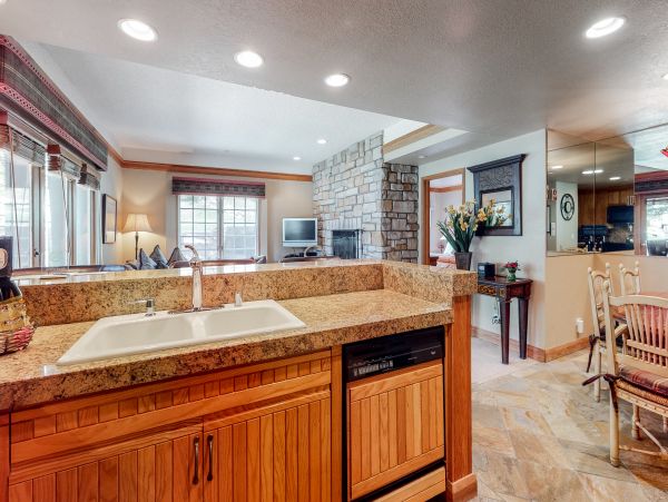 Beaver Creek Bachelor Gulch Condo 952768
