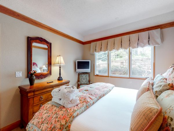 Beaver Creek Bachelor Gulch Condo 952768