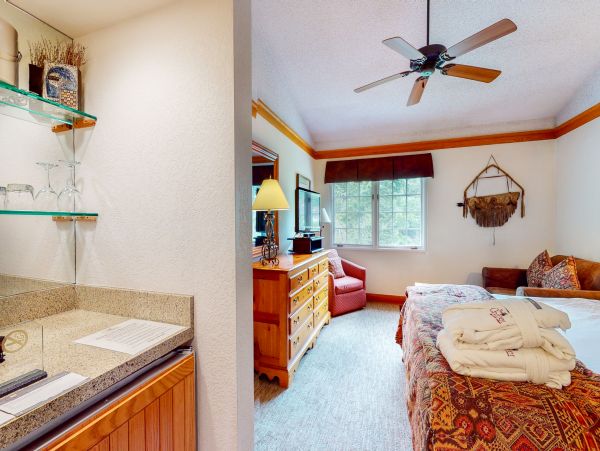 Beaver Creek Bachelor Gulch Condo 952770