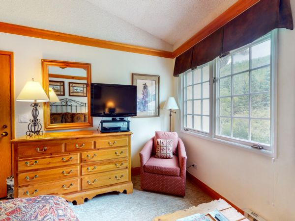 Beaver Creek Bachelor Gulch Condo 952770