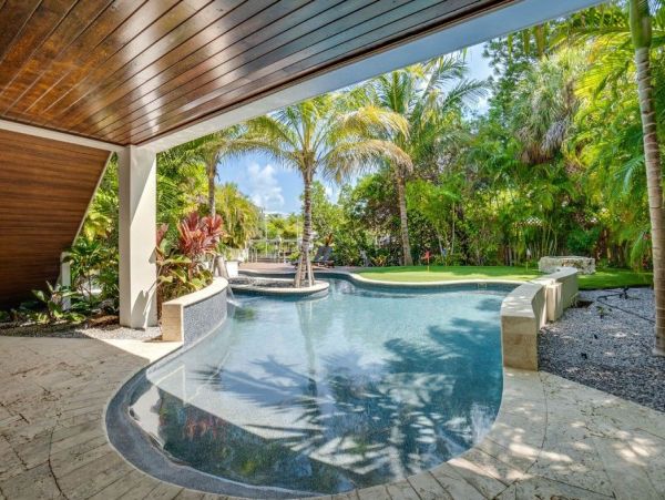 Anna Maria Island 9 Bedroom Oasis Rental Luxury Amenities