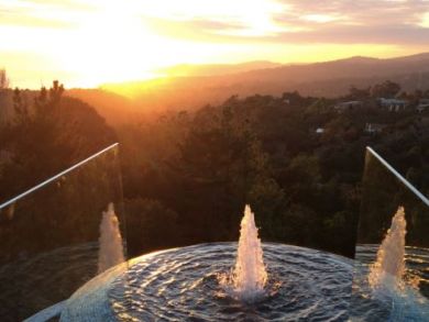 Two Bedroom Vacation Home with Private Spa and Amazing Views