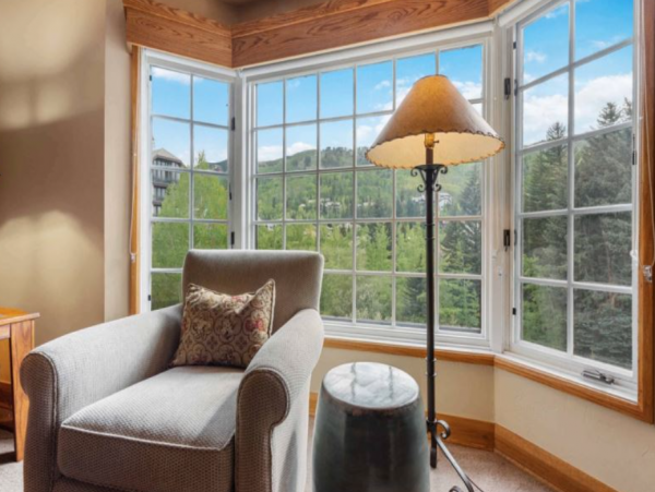 Upper Floor Ski in Ski Out Easy Walk to Village - additional view, photo 5