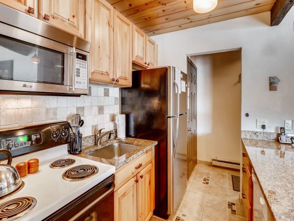 Ski In Ski Out Sleeps 10 in Breckenridge