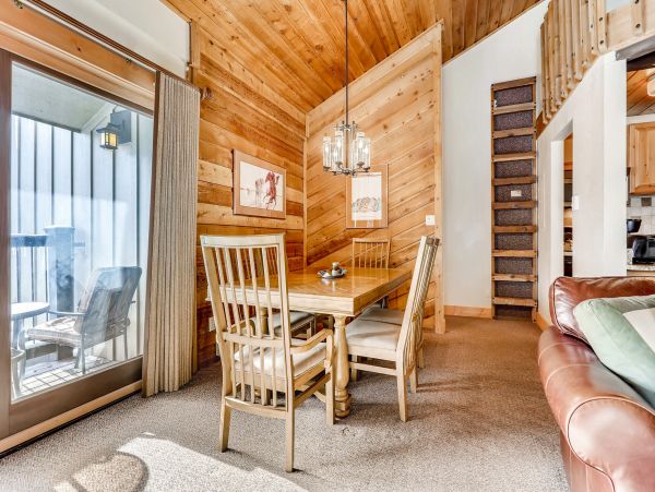 Ski In Ski Out Sleeps 10 in Breckenridge