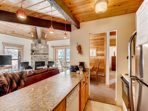 Ski In Ski Out Sleeps 10 in Breckenridge