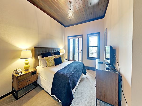 Snowmass Condo 952816