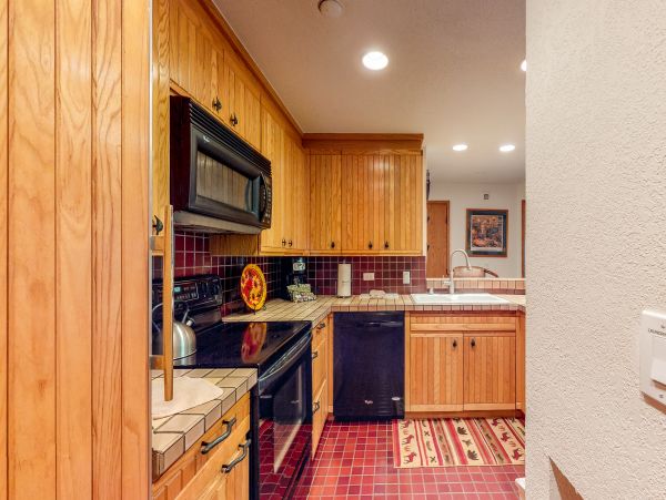 Beaver Creek Bachelor Gulch Condo 952824