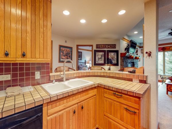 Beaver Creek Bachelor Gulch Condo 952824