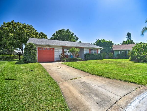 Two Bedroom Bradenton Vacation Home Sleeps 6 Guests