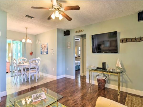 Two Bedroom Bradenton Vacation Home Sleeps 6 Guests