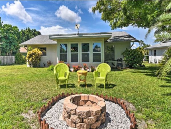 Two Bedroom Bradenton Vacation Home Sleeps 6 Guests