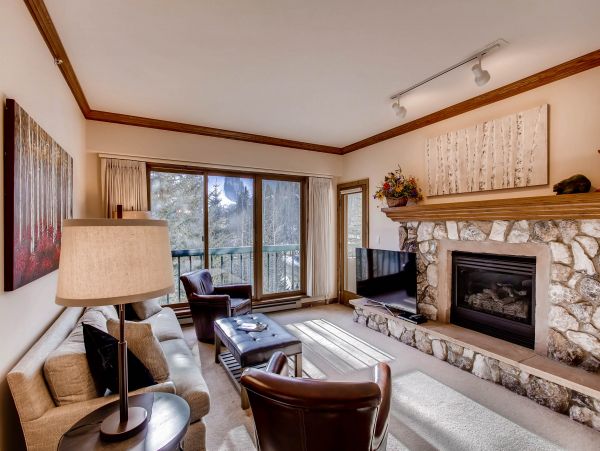 Ski-in Ski-out Three Bedroom Vacation Condo in Beaver Creek