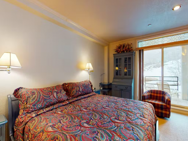 Charming 3 Bedroom Vacation Rental in Snowmass