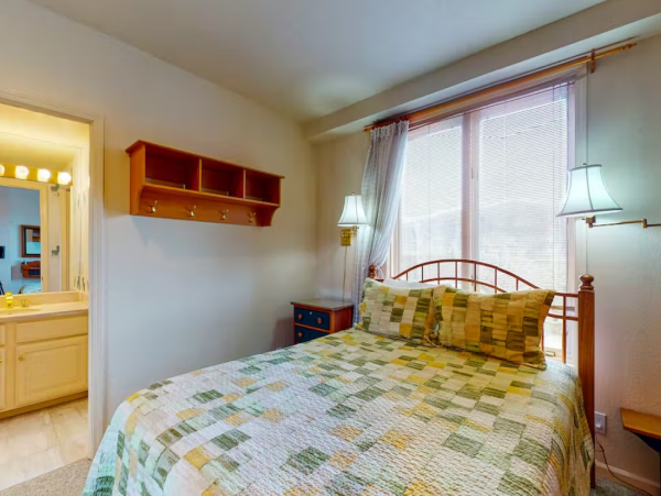 Charming 3 Bedroom Vacation Rental in Snowmass