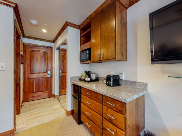 Vail Lionshead Condo 953184