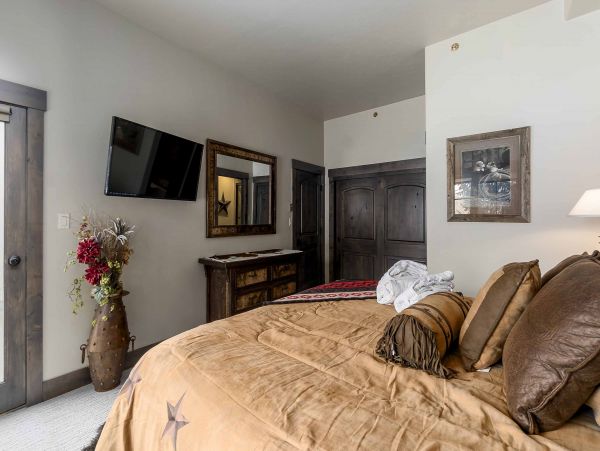 Beaver Creek Bachelor Gulch Condo 953205