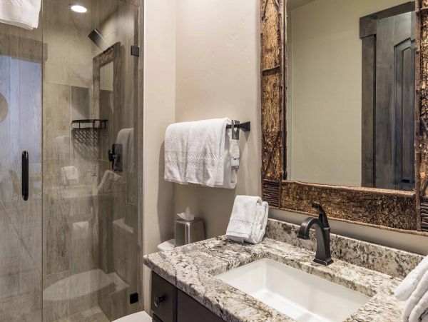 Beaver Creek Bachelor Gulch Condo 953205