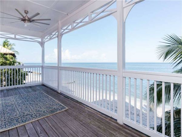 Tropical Island Retreat with Breathtaking Gulf Views on North Captiva Island