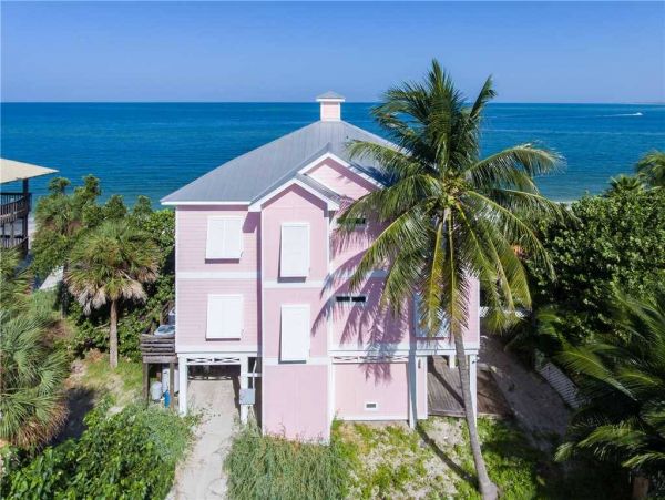 Tropical Island Retreat with Breathtaking Gulf Views on North Captiva Island
