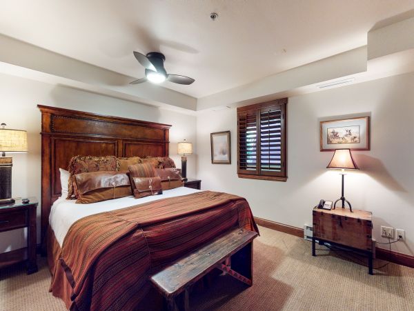 Vail Lionshead Condo 953236