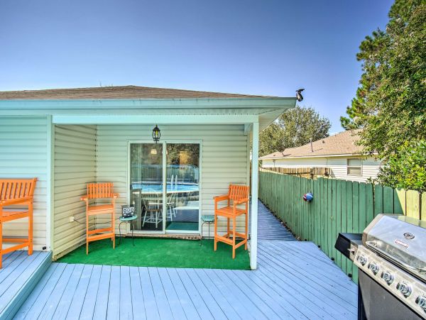 Charming 3 Bedroom Home in Pensacola with Private Pool