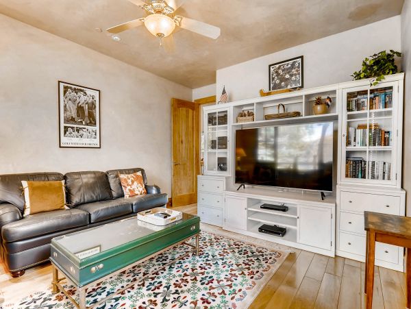 Luxurious Snowmass Ski/in - Ski/out Townhome