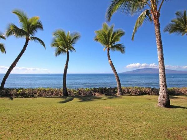 Oceanfront 3 Bedroom Townhomes with Sweeping Views